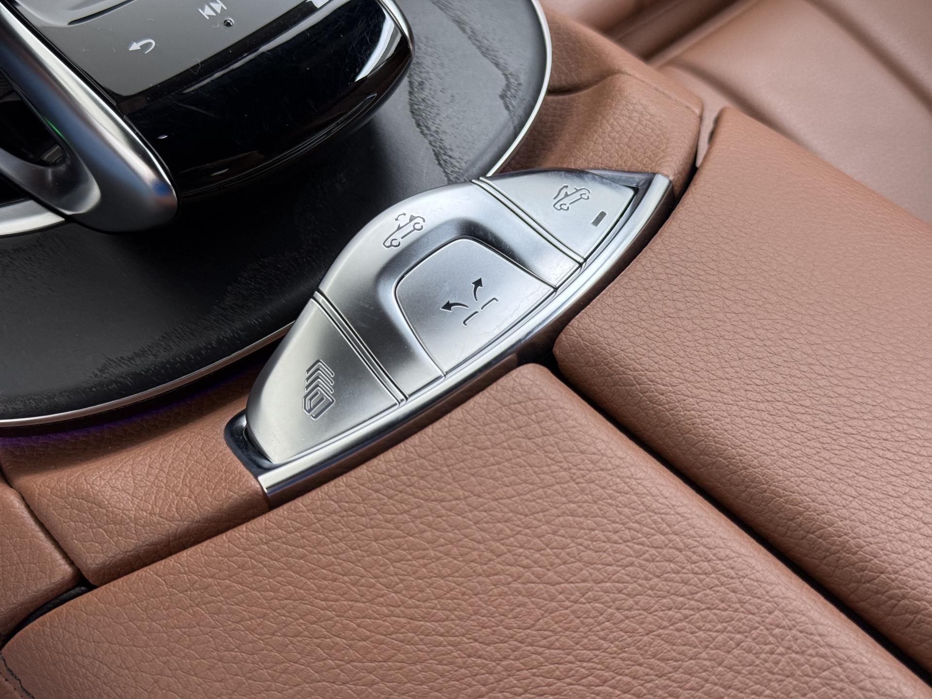 Mercedes-Benz E-klasse Cabriolet 200 AMG Line 46