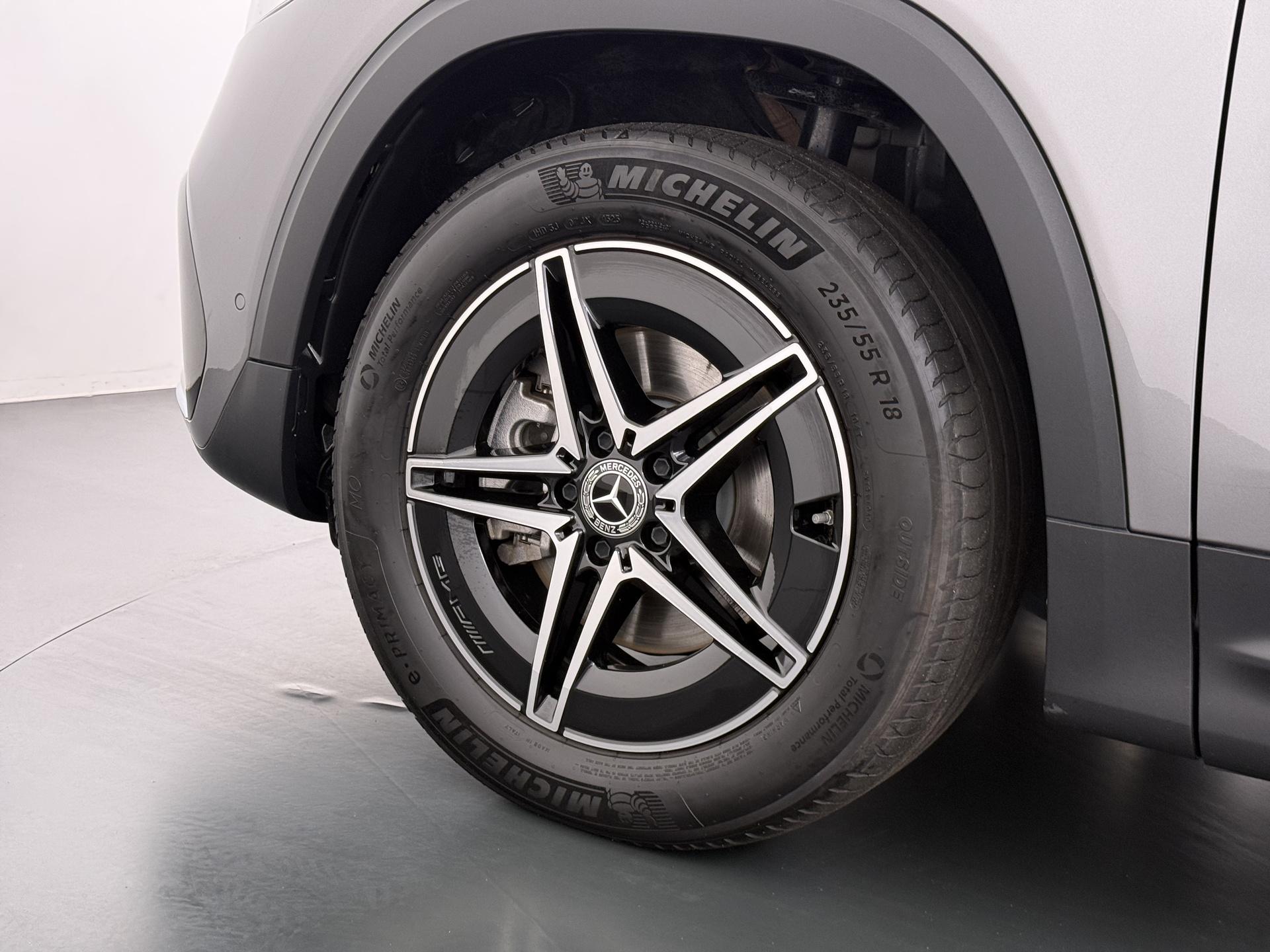 Mercedes-Benz EQB 250+ Business Solution AMG 71 kWh 21
