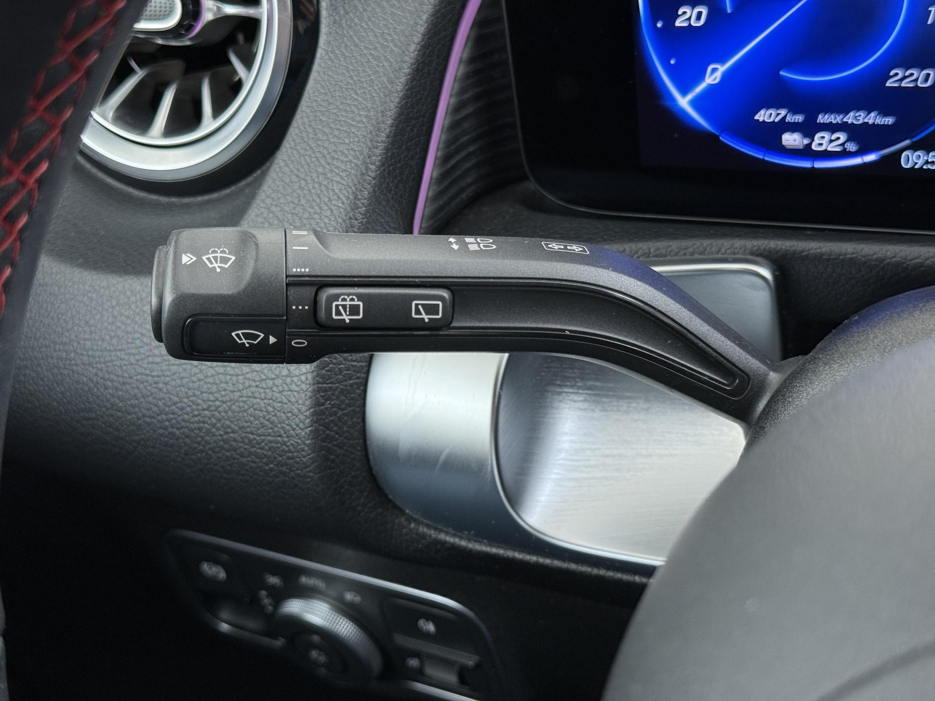 Mercedes-Benz EQB 250+ Business Solution AMG 71 kWh 33
