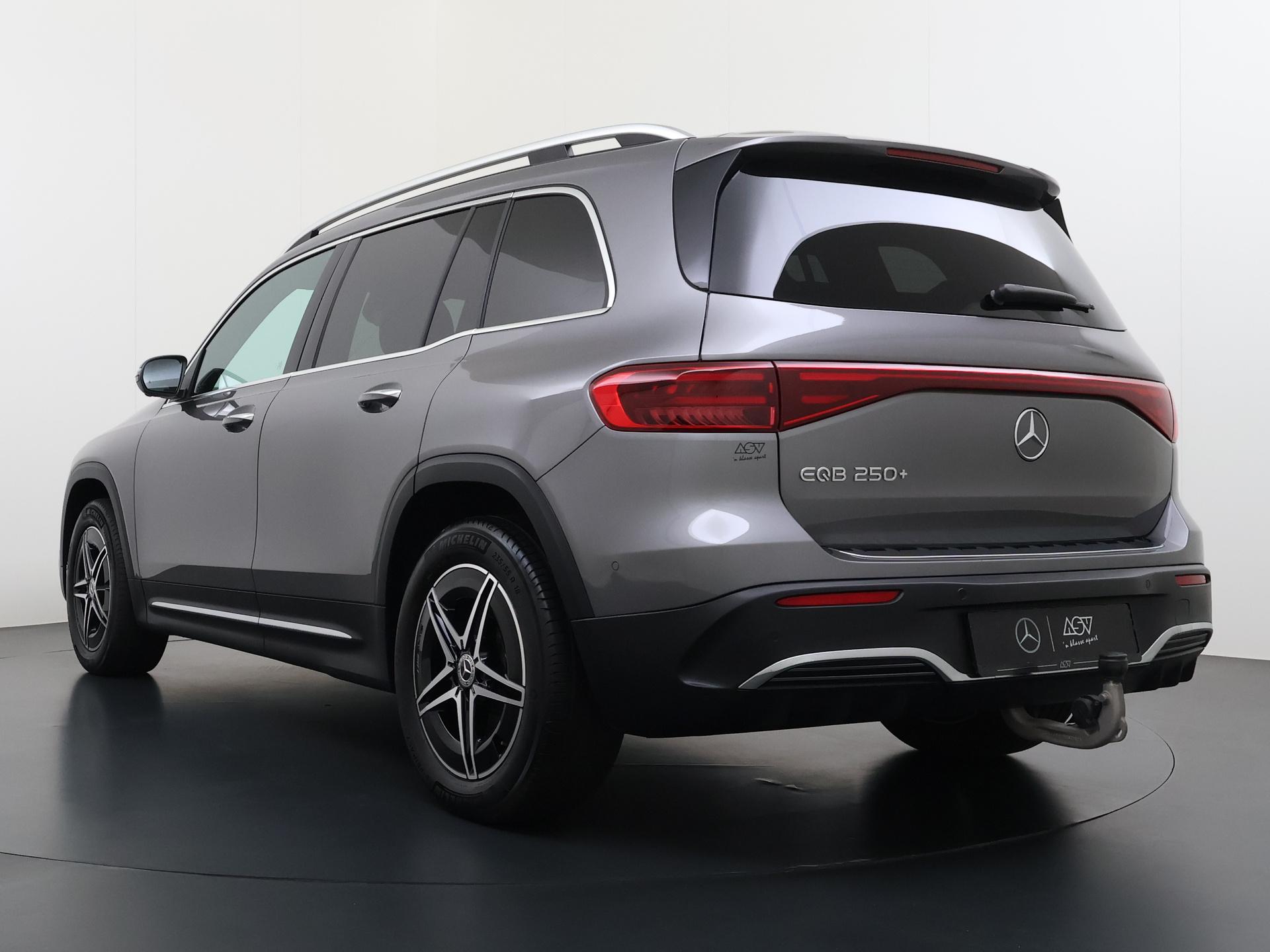 Mercedes-Benz EQB 250+ Business Solution AMG 71 kWh 4