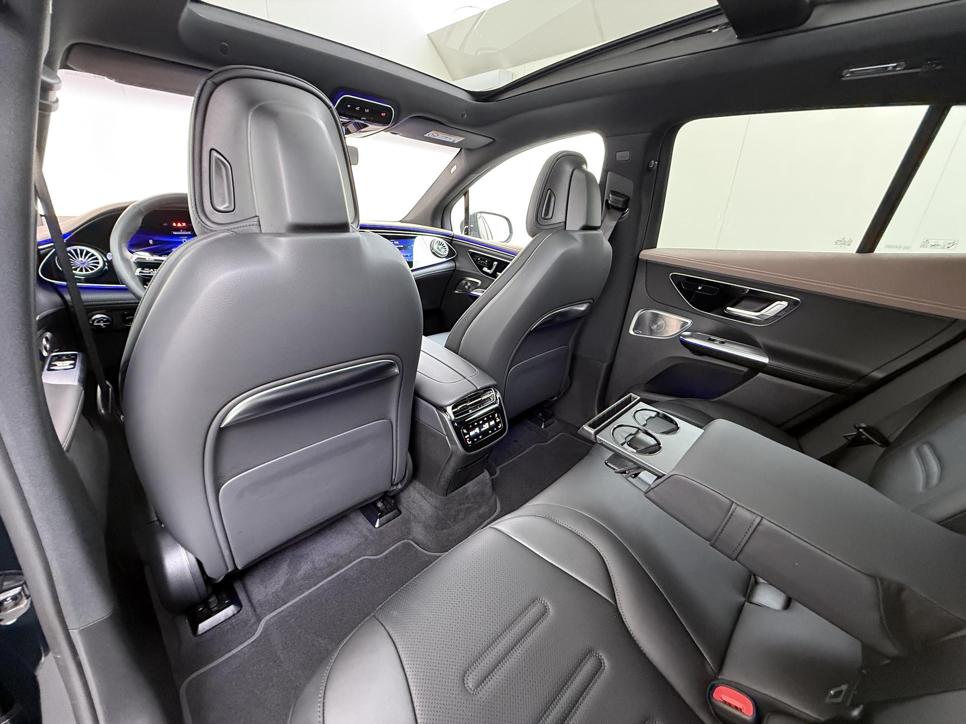 Mercedes-Benz EQE SUV 53 AMG 4MATIC Premium Plus 26