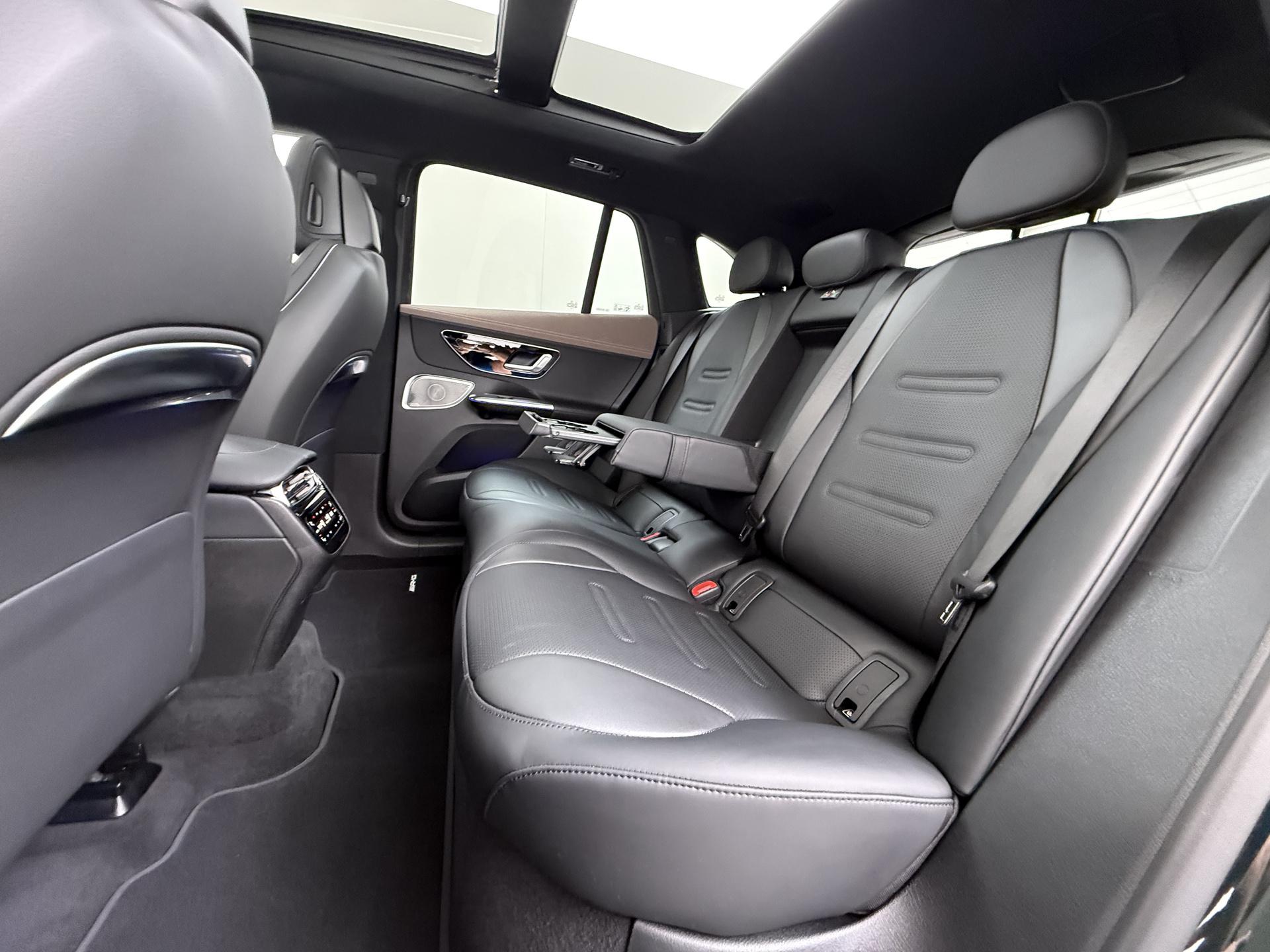 Mercedes-Benz EQE SUV 53 AMG 4MATIC Premium Plus 27