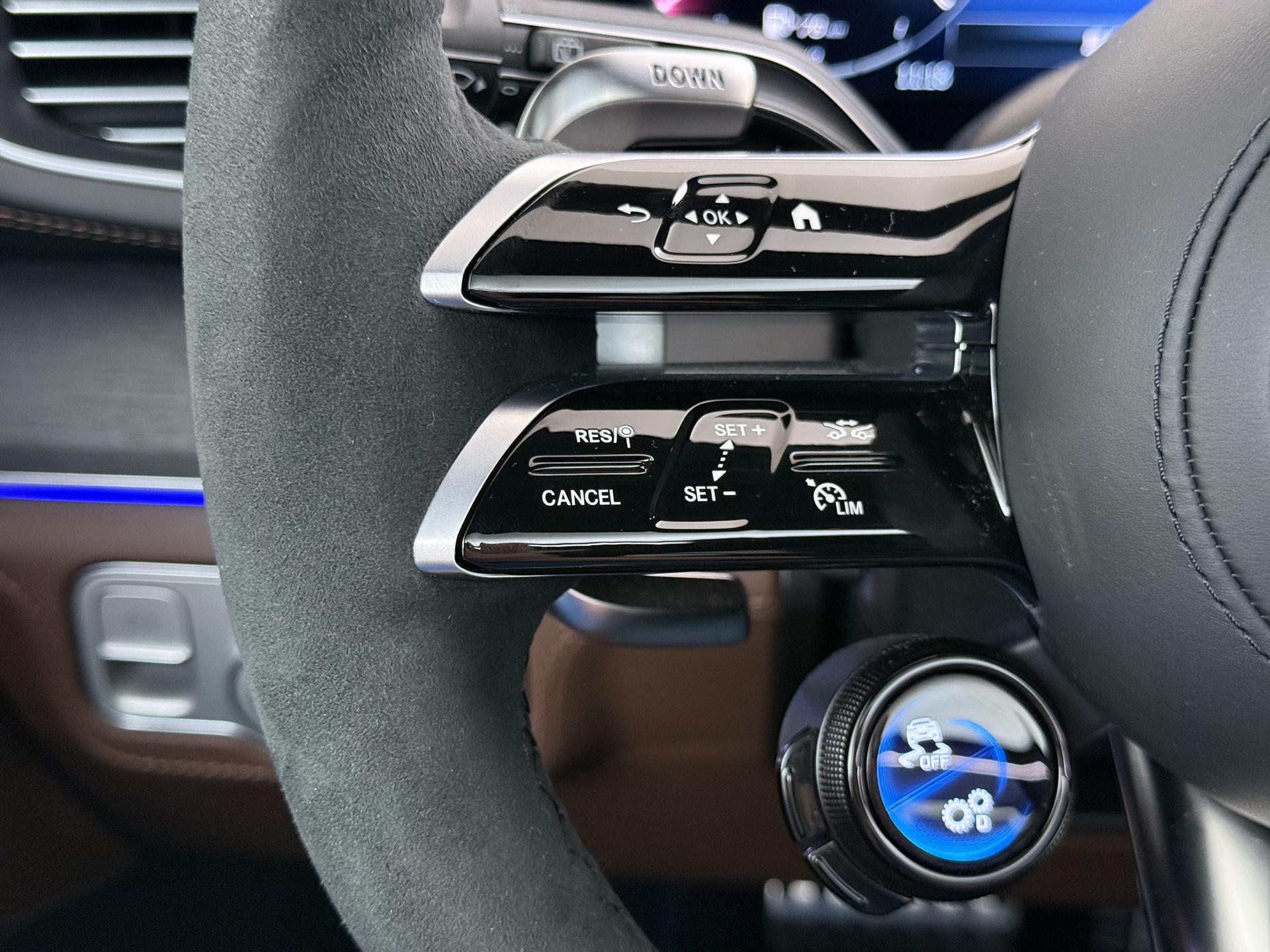 Mercedes-Benz GLE 53 AMG Hybrid 4MATIC+ Premium Plus 37