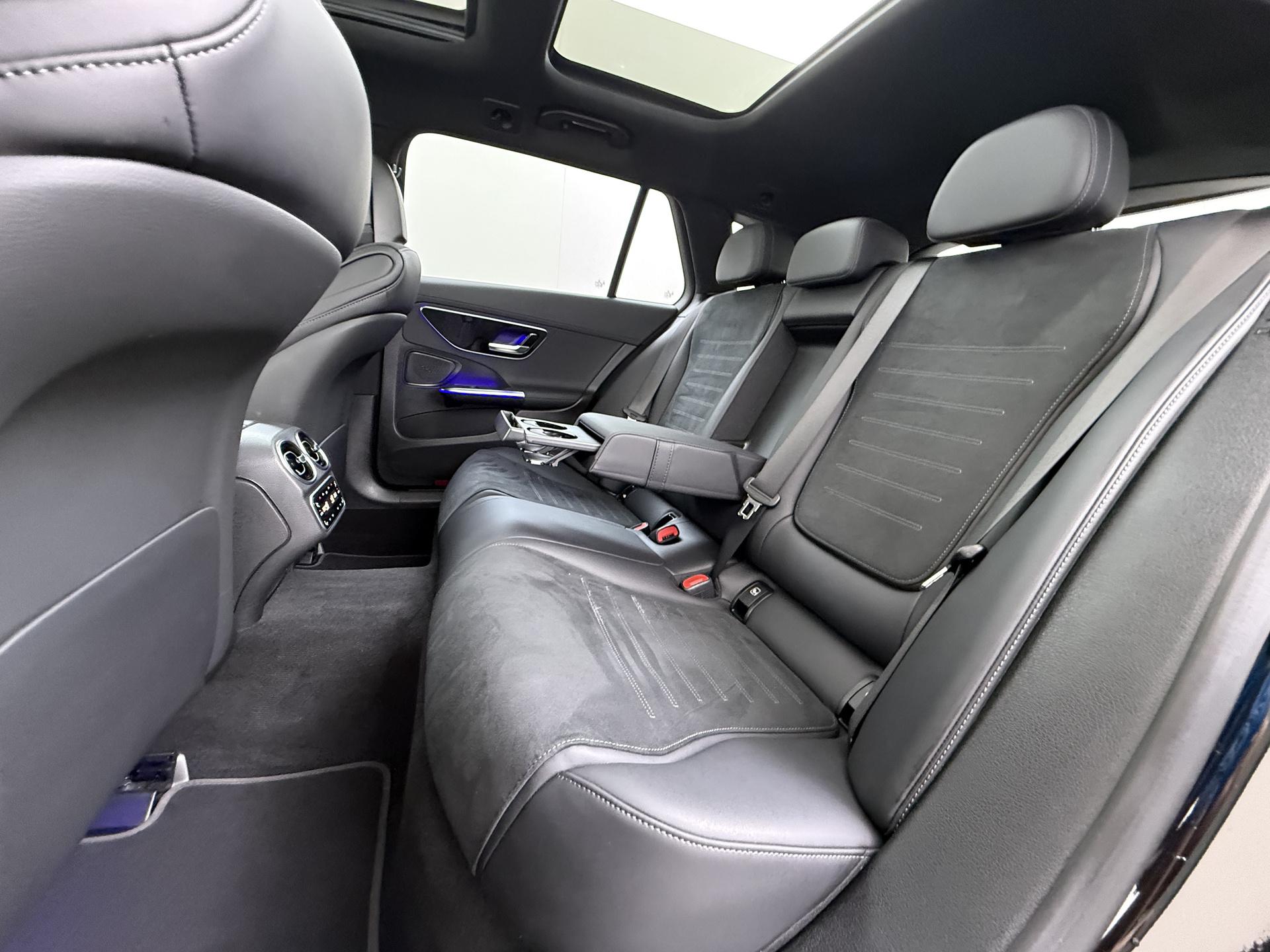 Mercedes-Benz C-klasse Estate 300 e Business Solution AMG 25