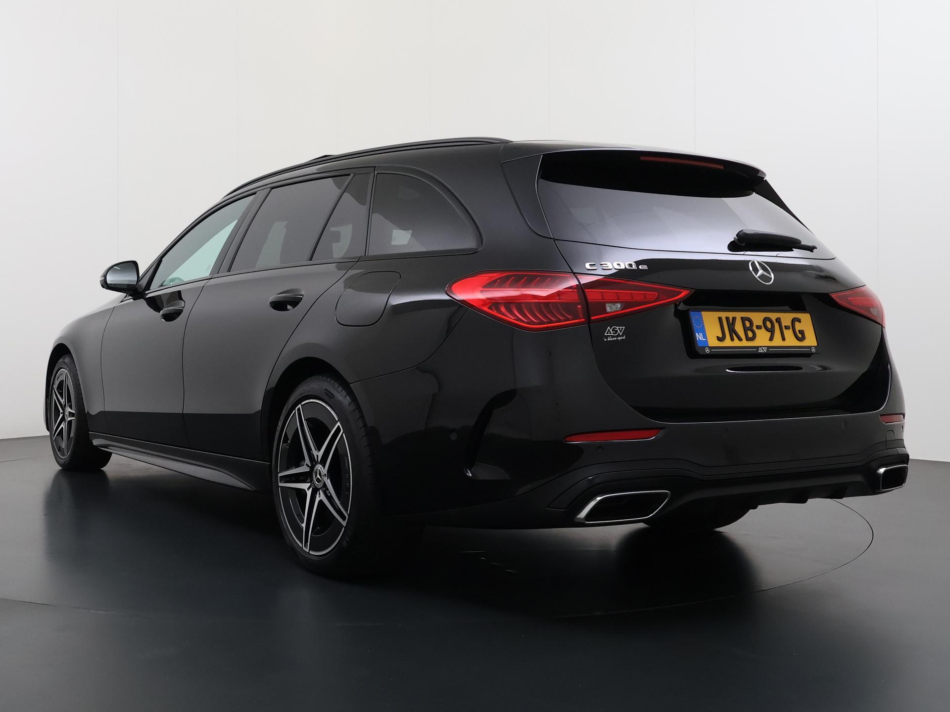 Mercedes-Benz C-klasse Estate 300 e Business Solution AMG 4