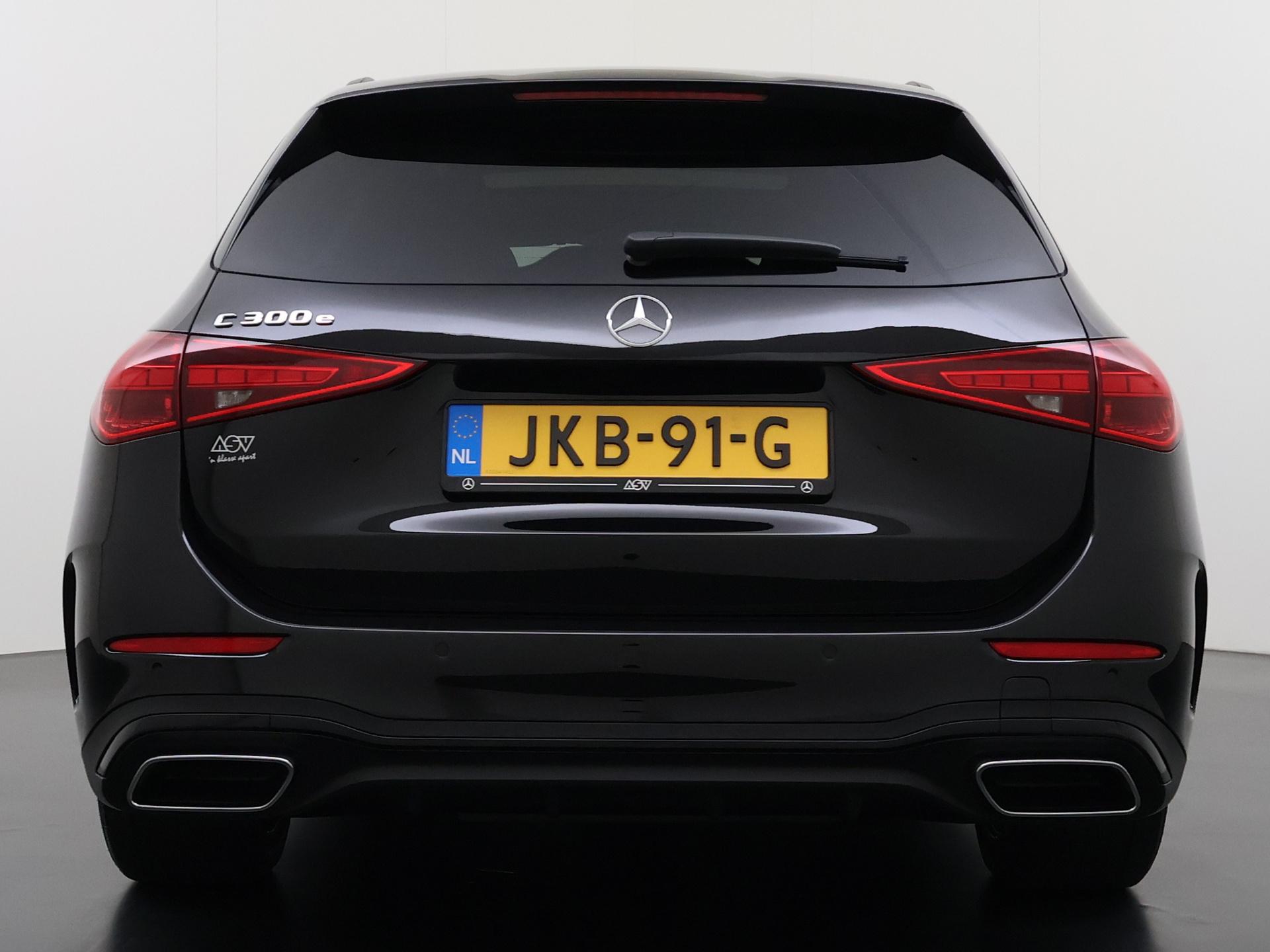 Mercedes-Benz C-klasse Estate 300 e Business Solution AMG 6