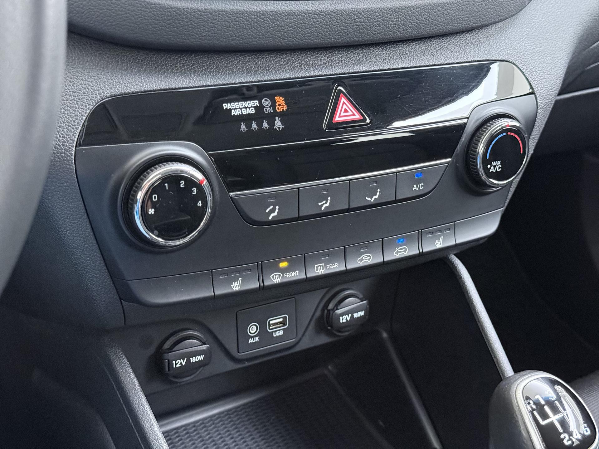 Hyundai Tucson 1.6 GDi Go! 14