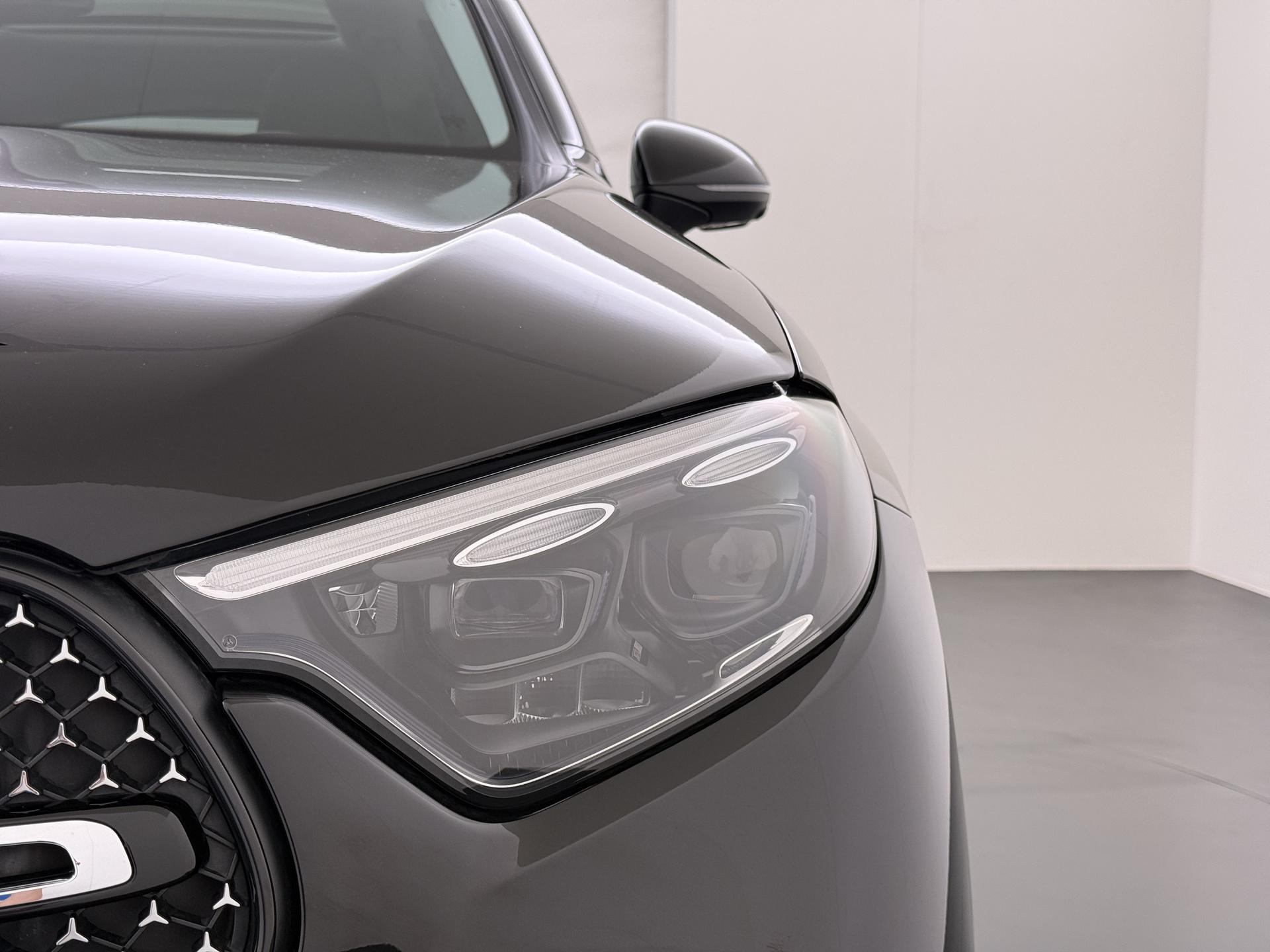 Mercedes-Benz GLC-klasse GLC 300 e 4MATIC 22