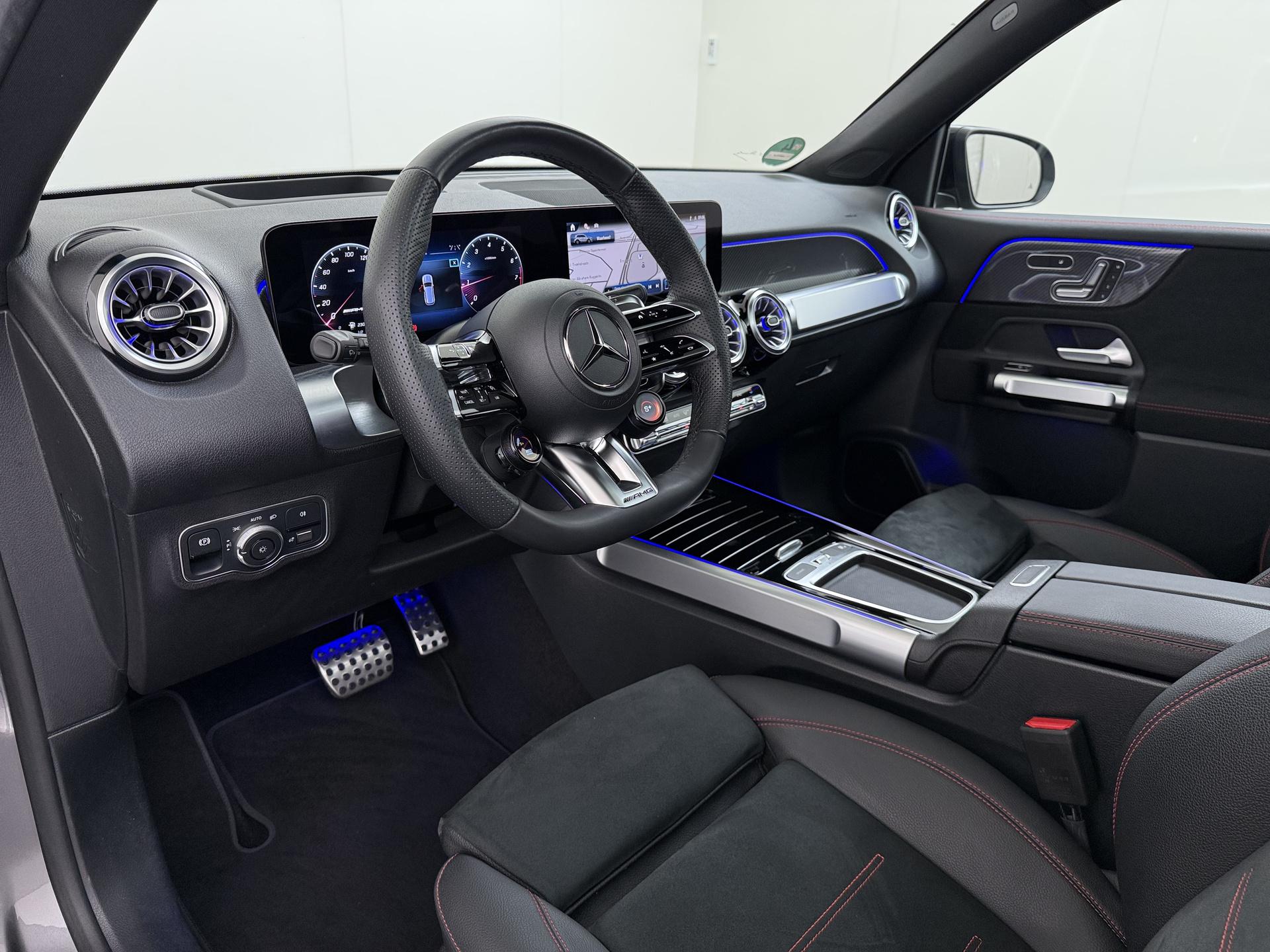 Mercedes-Benz GLB AMG 35 4MATIC 1