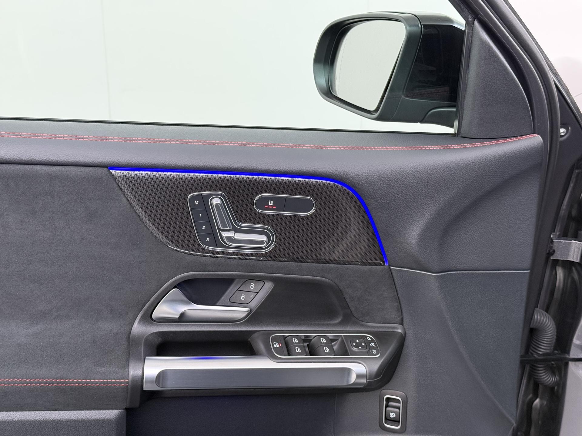 Mercedes-Benz GLB AMG 35 4MATIC 24
