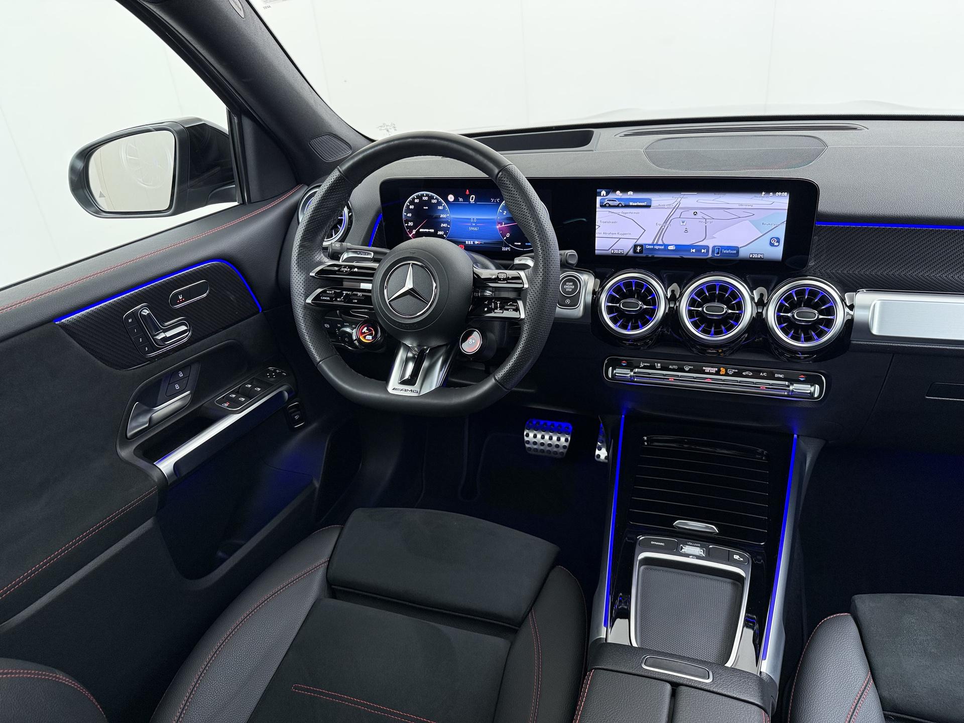 Mercedes-Benz GLB AMG 35 4MATIC 31