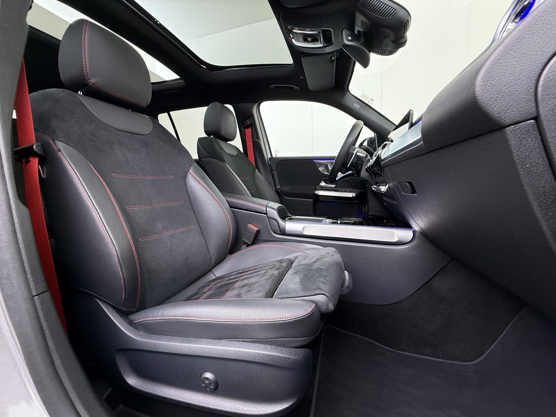 Mercedes-Benz GLB AMG 35 4MATIC 53