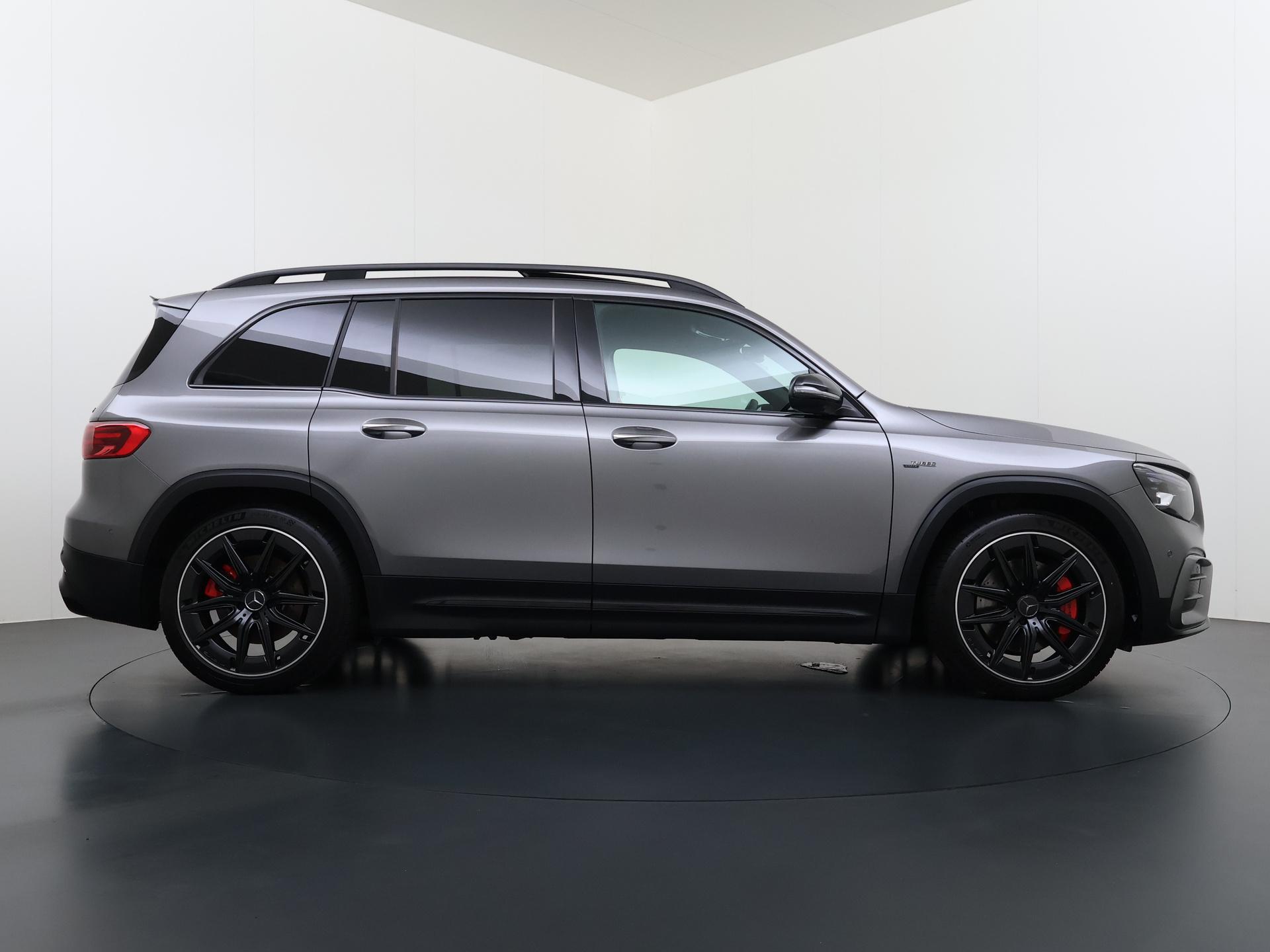 Mercedes-Benz GLB AMG 35 4MATIC 9