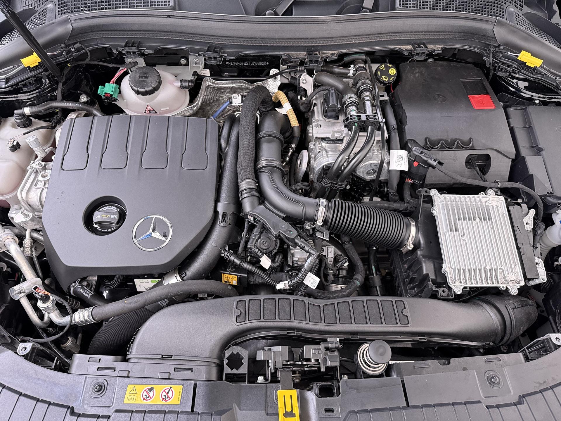 Mercedes-Benz GLA-klasse 250 e Business Solution AMG 24