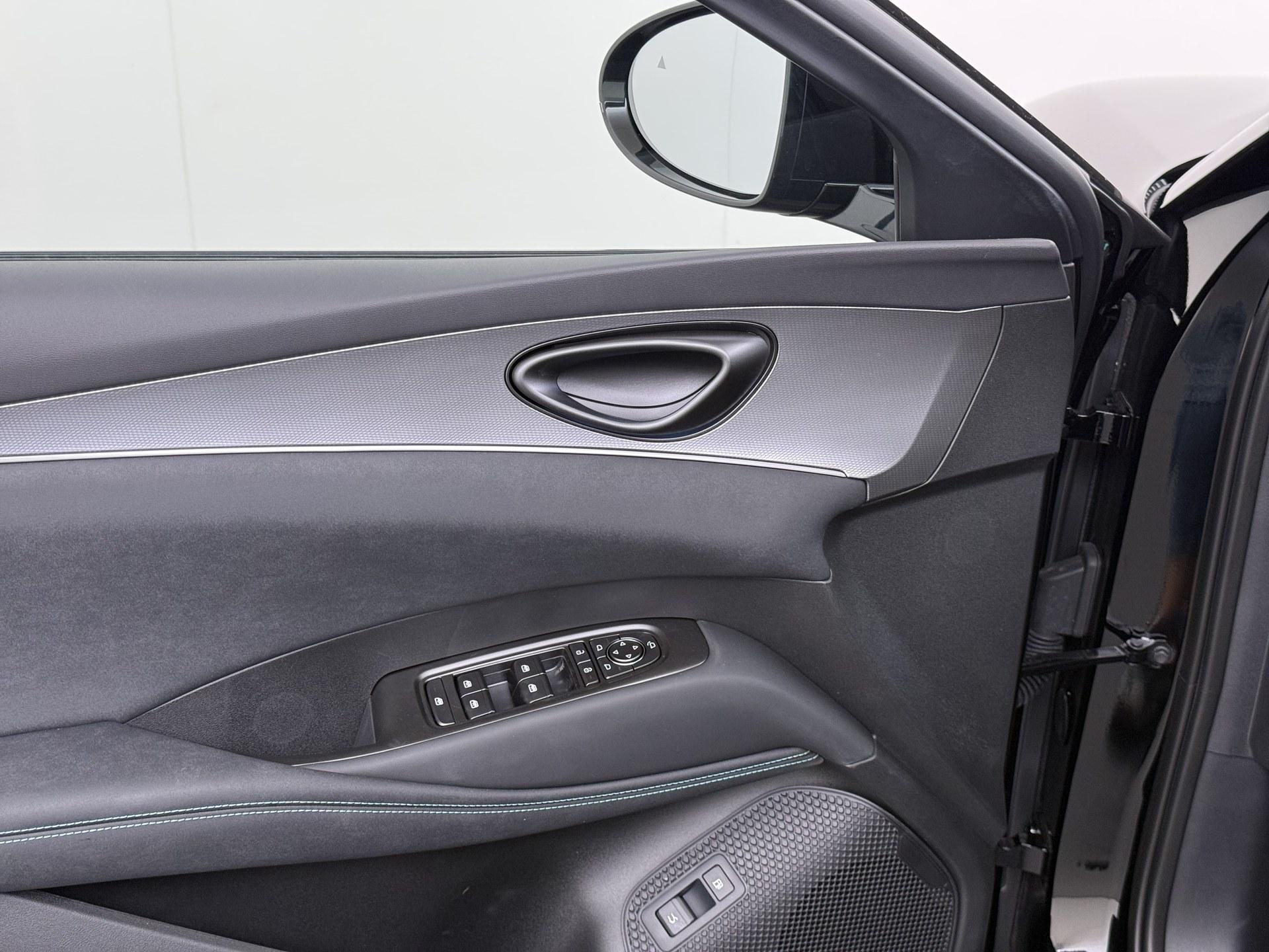 BYD SEAL 6 Touring 1.5 DM-i Comfort Lite 27