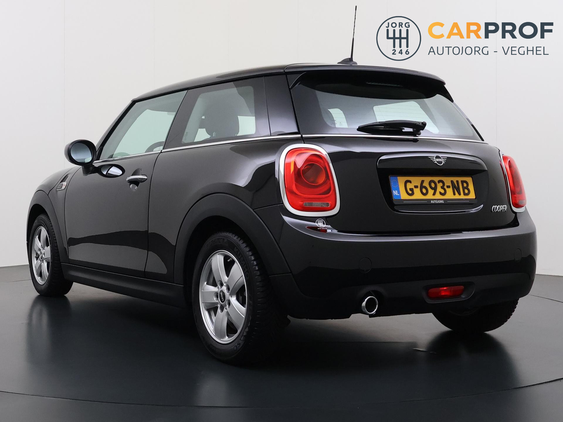 MINI 3-Deurs 1.5 Cooper 1