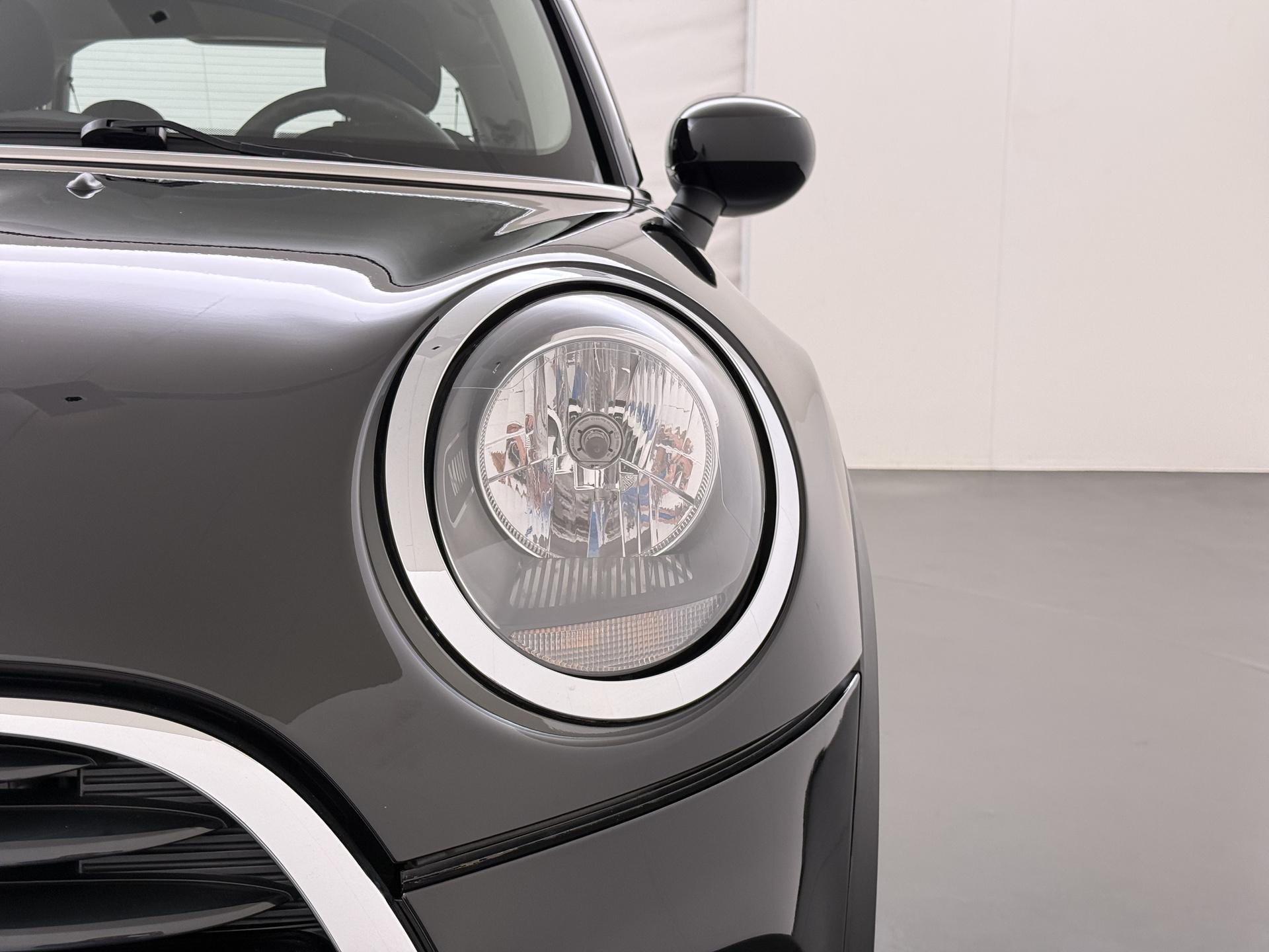 MINI 3-Deurs 1.5 Cooper 13