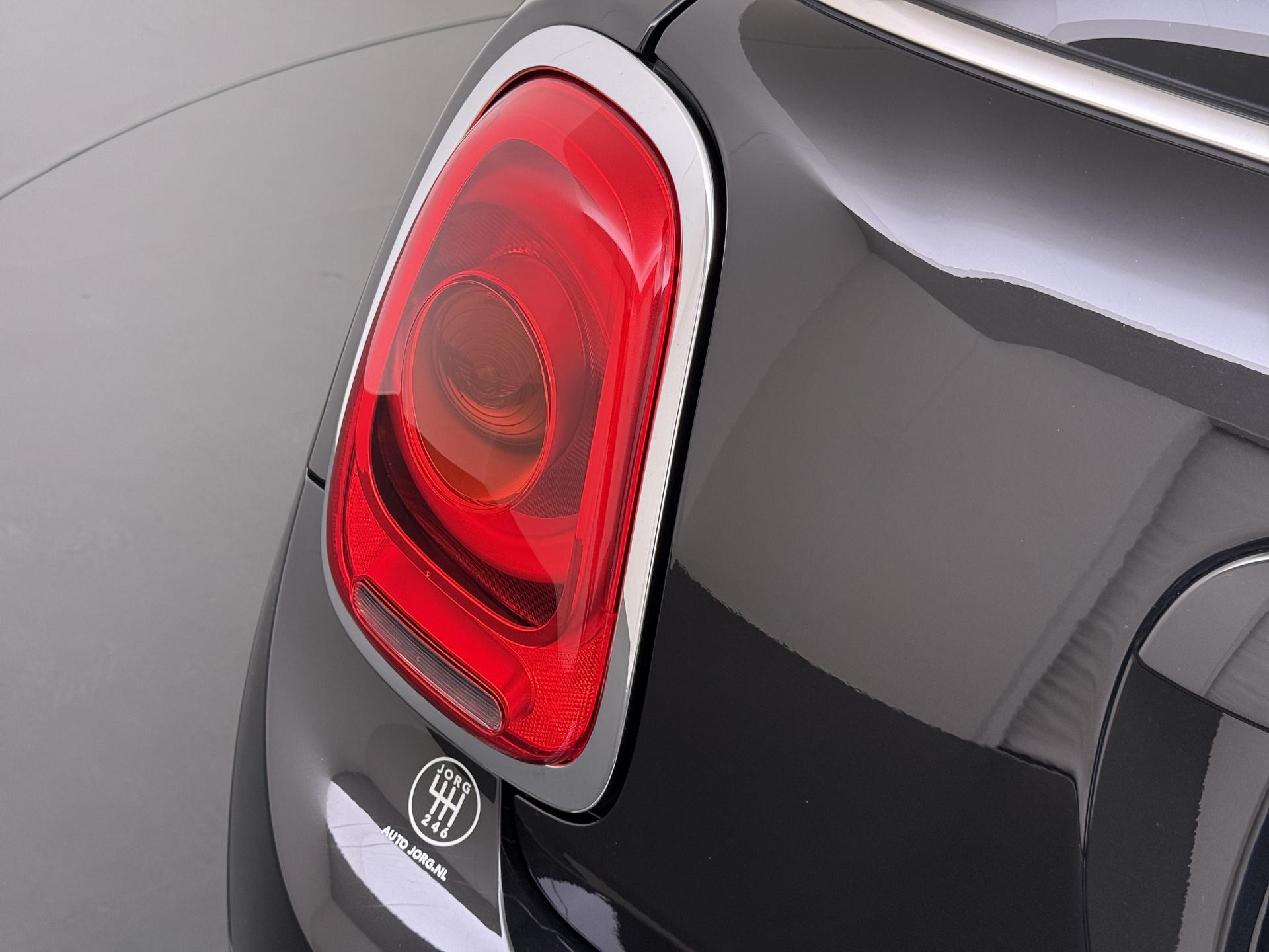 MINI 3-Deurs 1.5 Cooper 14