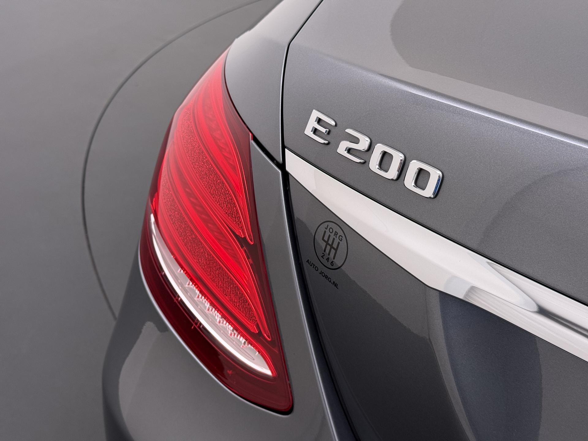 Mercedes-Benz E-klasse 200 Prestige Plus 22