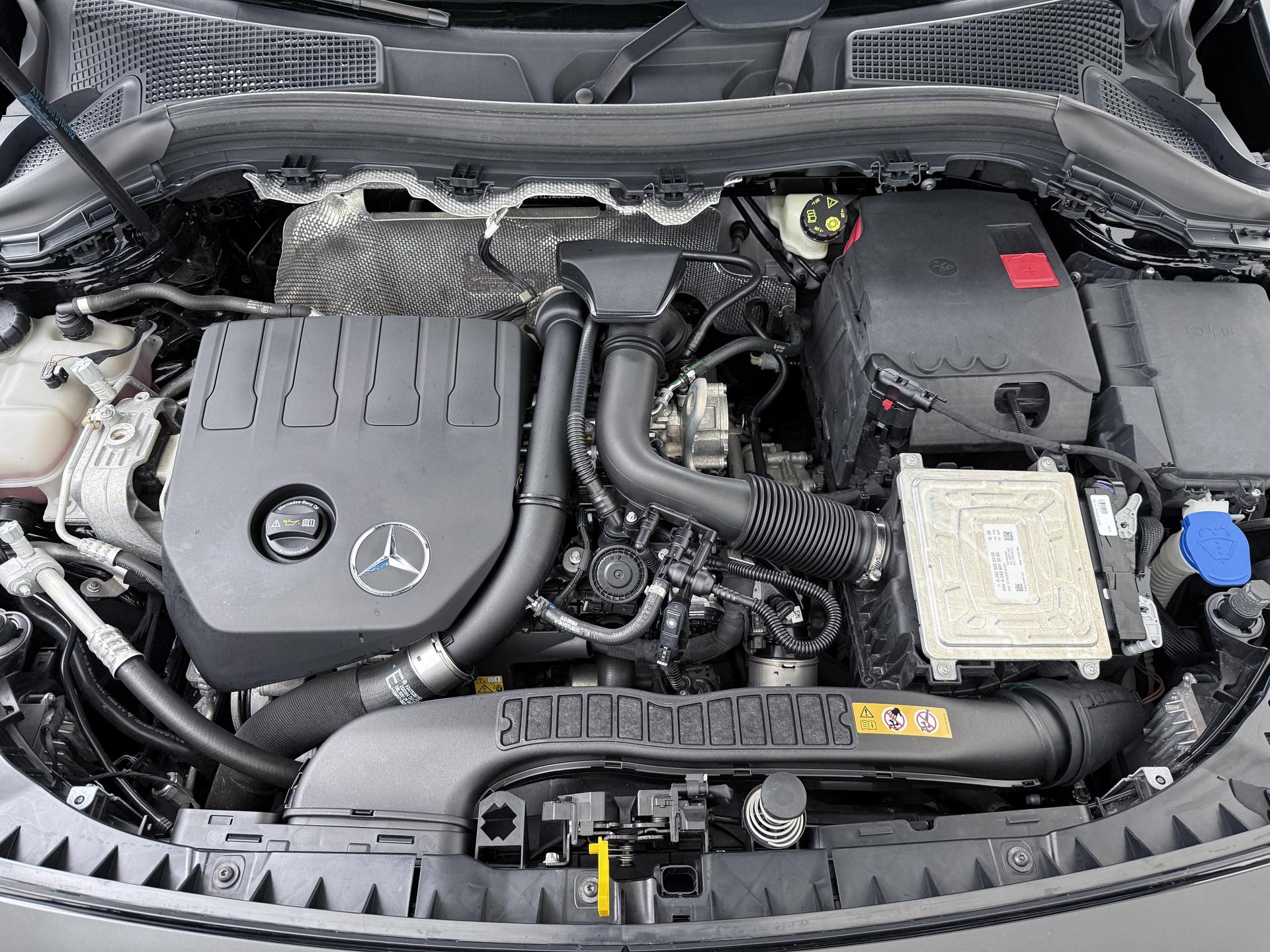 Mercedes-Benz B-klasse 180 Business Solution AMG 19