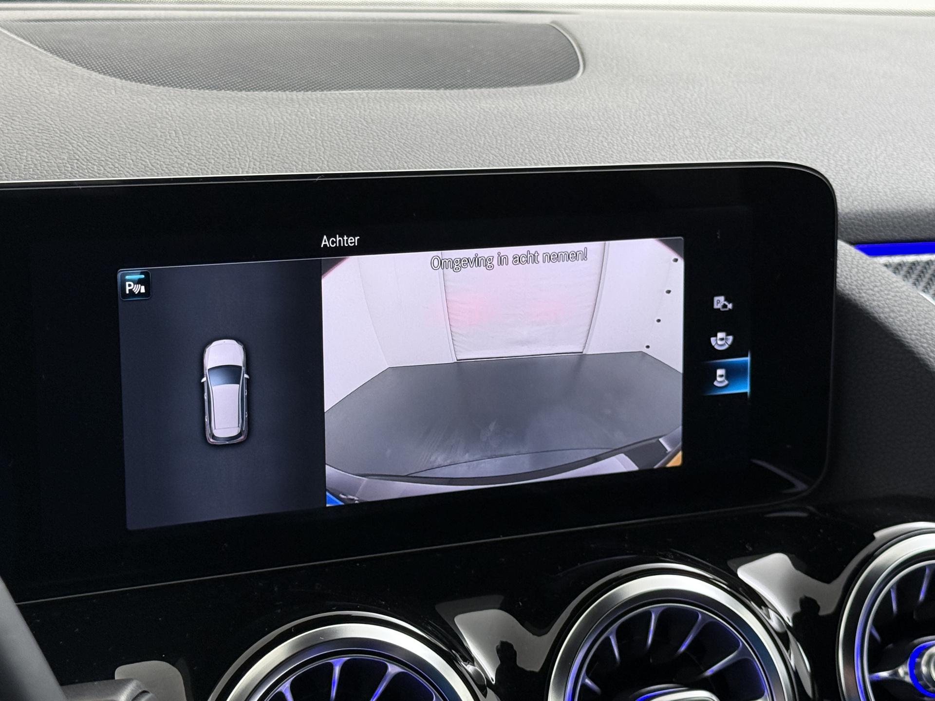 Mercedes-Benz B-klasse 180 Business Solution AMG 3