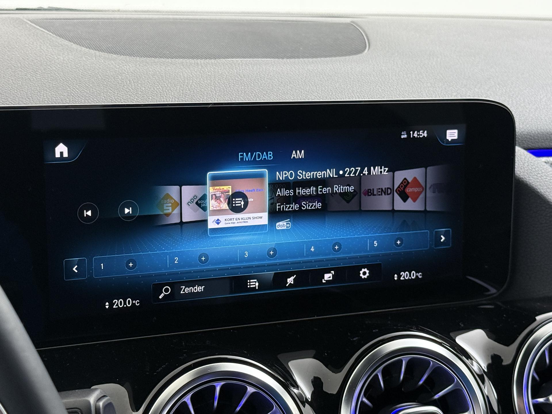 Mercedes-Benz B-klasse 180 Business Solution AMG 38