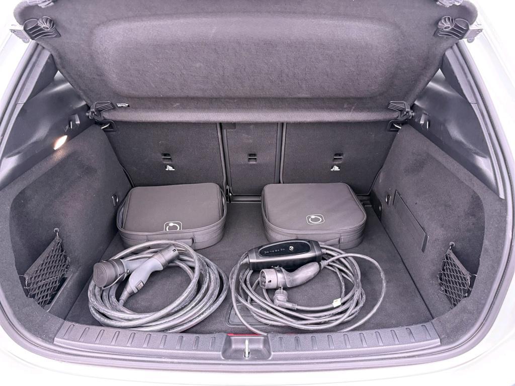 Mercedes-Benz GLA-klasse 250 e Business Solution AMG 17
