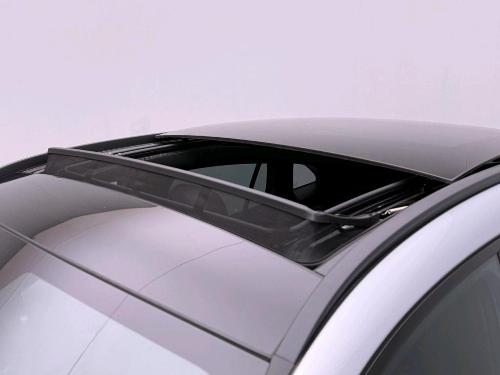 Mercedes-Benz GLA-klasse 250 e Business Solution AMG 3