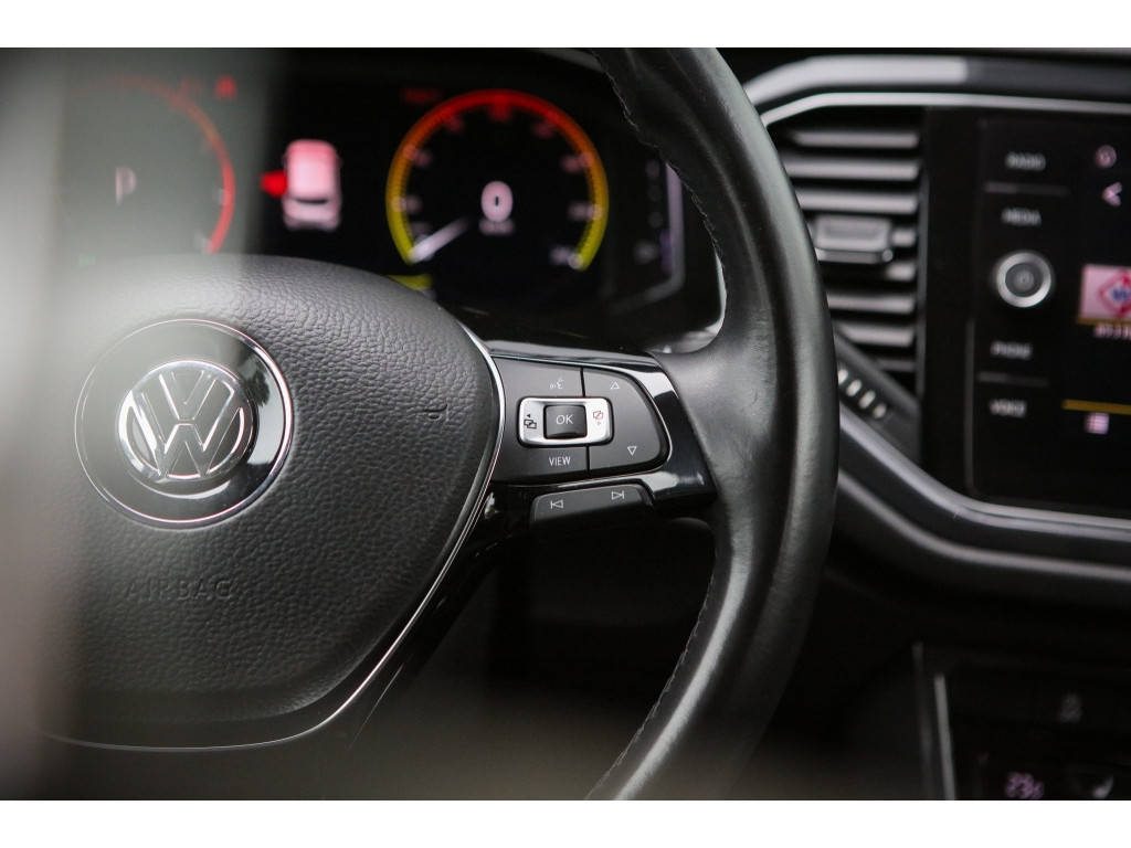 Volkswagen T-Roc 1.5 TSI Sport 8