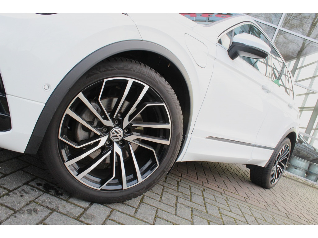 Volkswagen Tiguan 1.4 TSI eHy R Bns+ 15