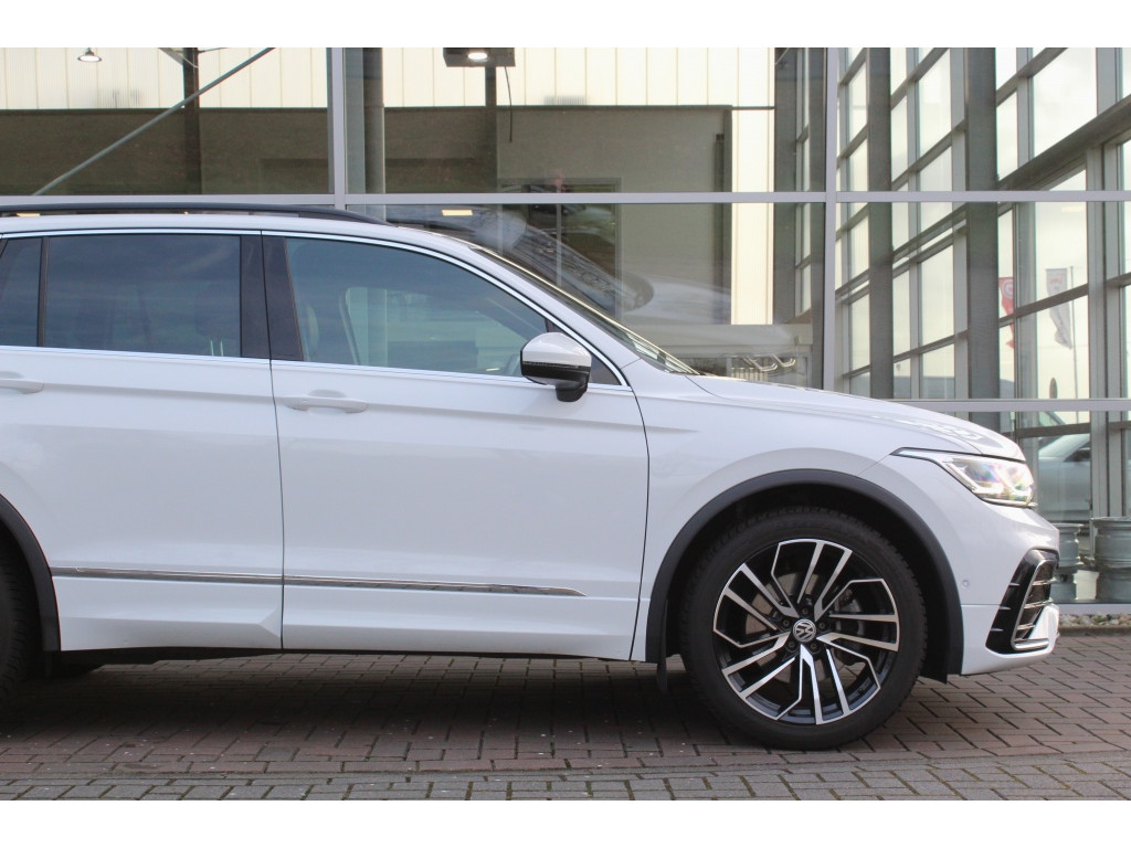 Volkswagen Tiguan 1.4 TSI eHy R Bns+ 17