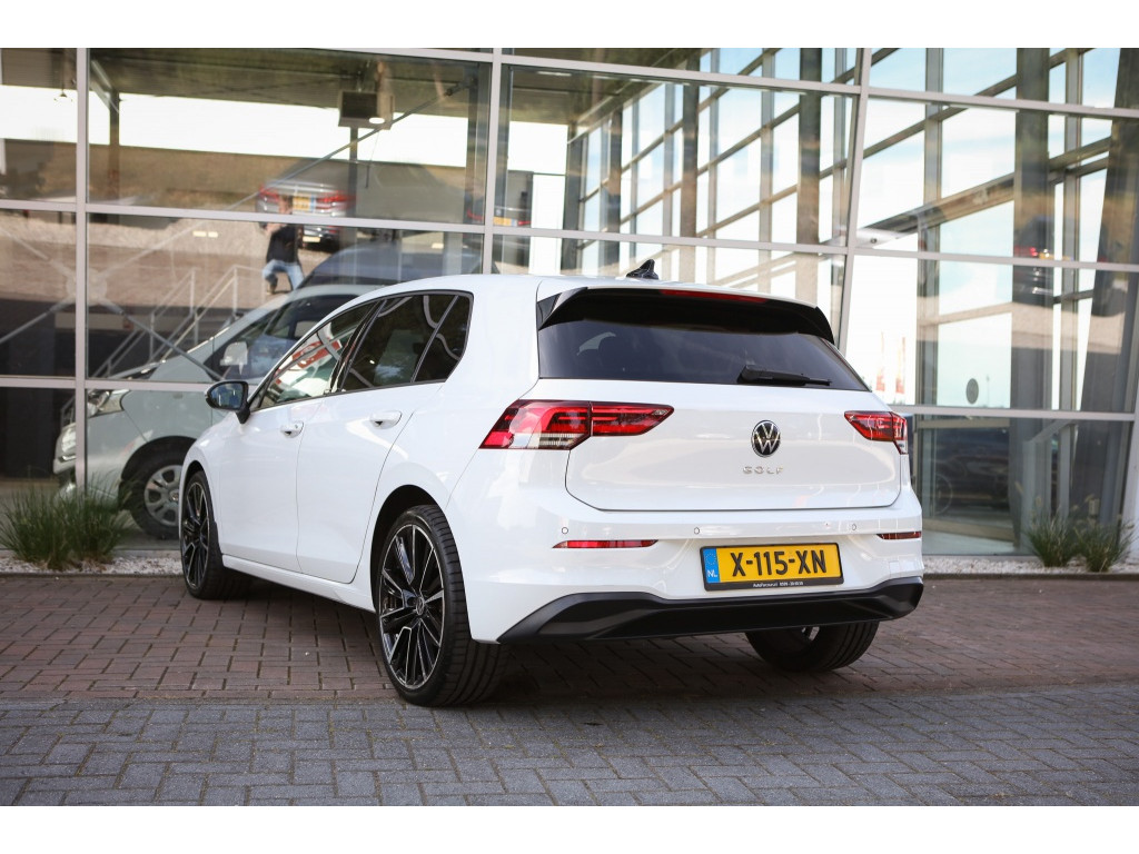 Volkswagen Golf 1.0 TSI Life Bns | Sfeerverlichting | Stoel/Stuurverwarming | Ad 1