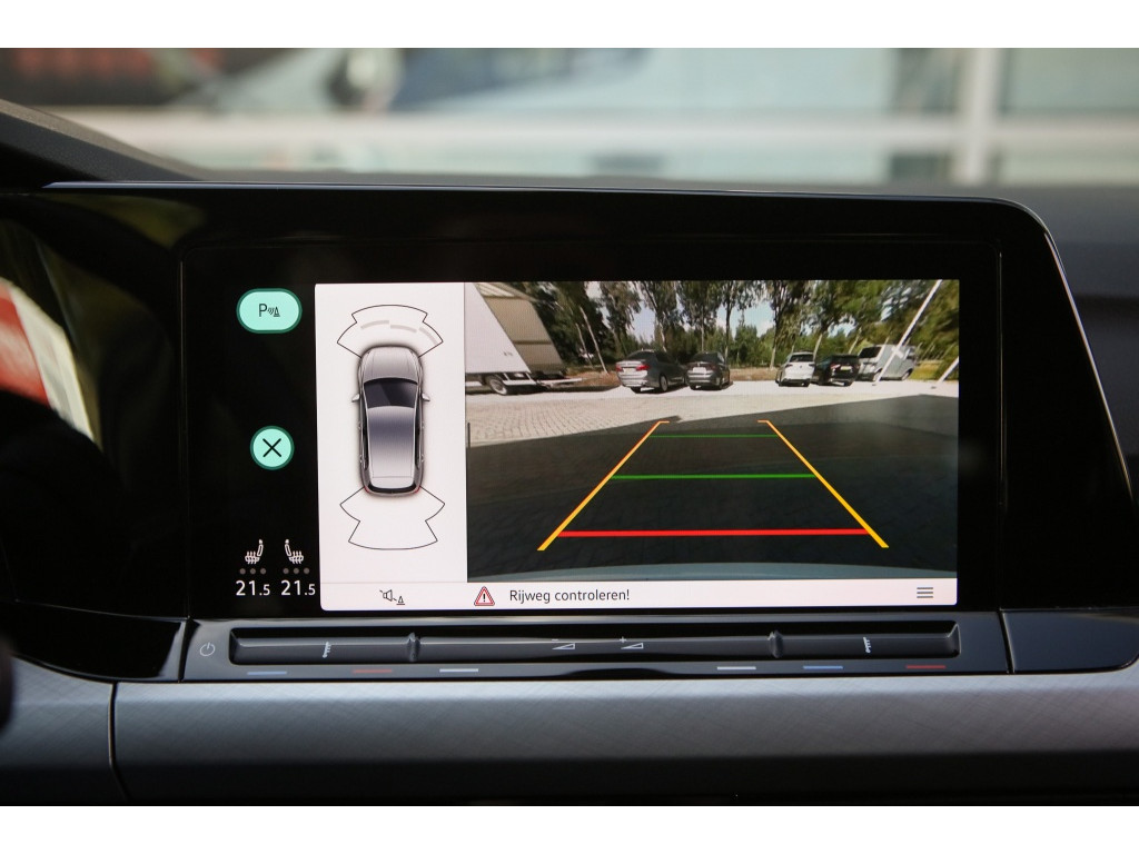 Volkswagen Golf 1.0 TSI Life Bns | Sfeerverlichting | Stoel/Stuurverwarming | Ad 13