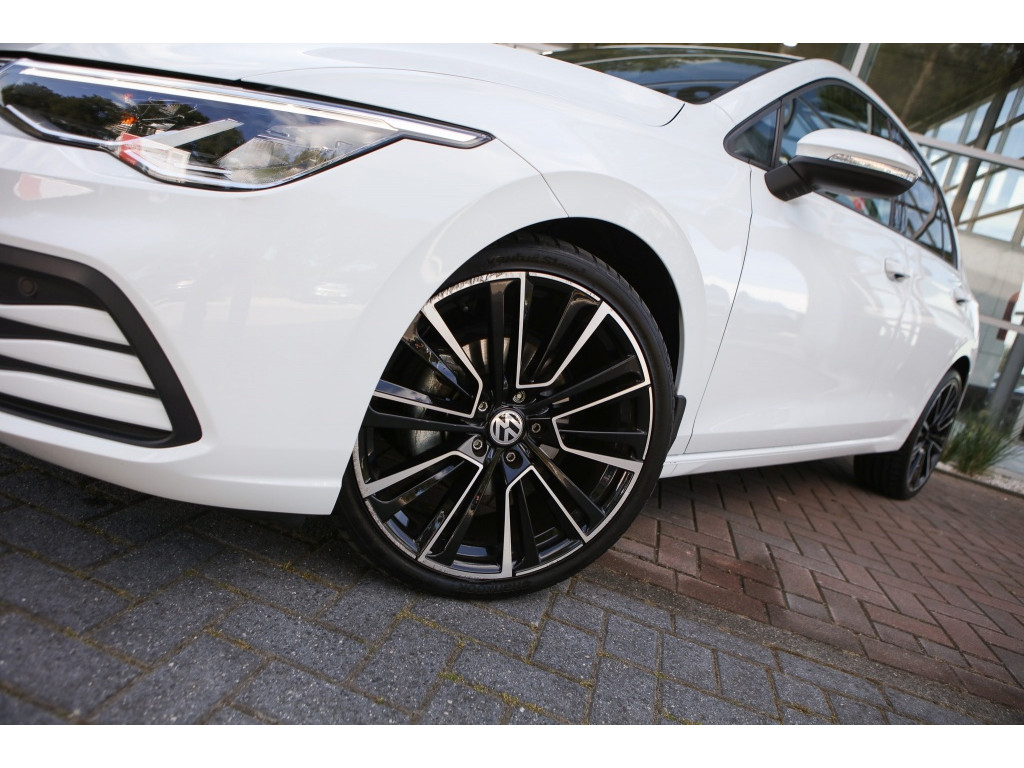 Volkswagen Golf 1.0 TSI Life Bns | Sfeerverlichting | Stoel/Stuurverwarming | Ad 16