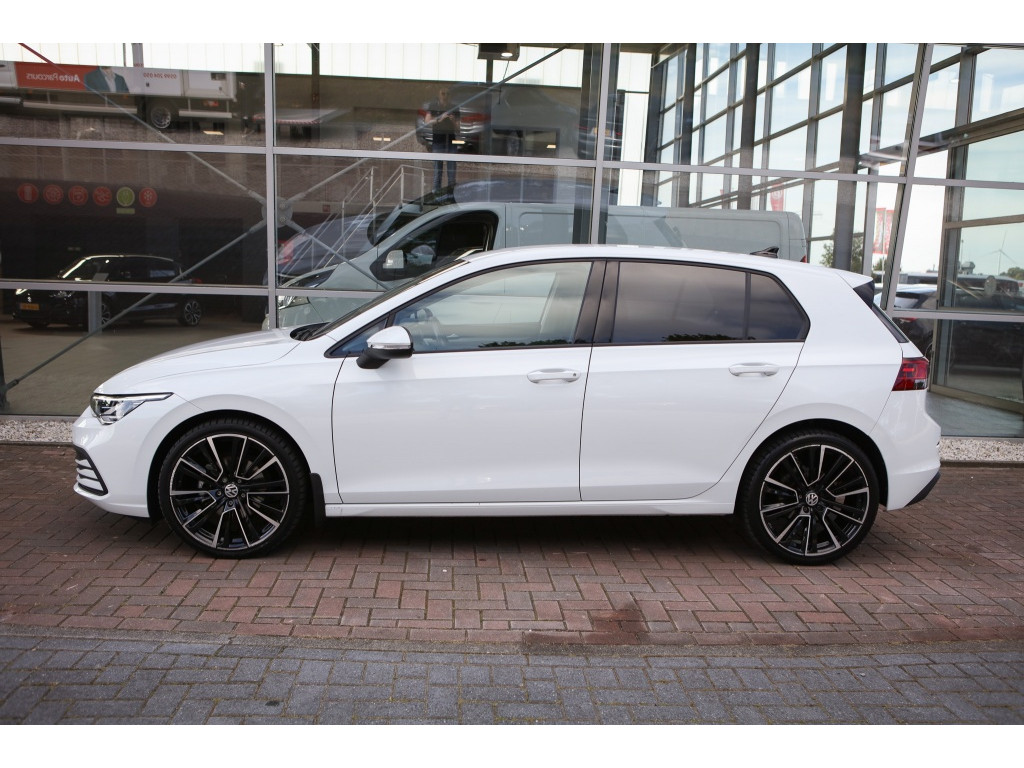Volkswagen Golf 1.0 TSI Life Bns | Sfeerverlichting | Stoel/Stuurverwarming | Ad 17