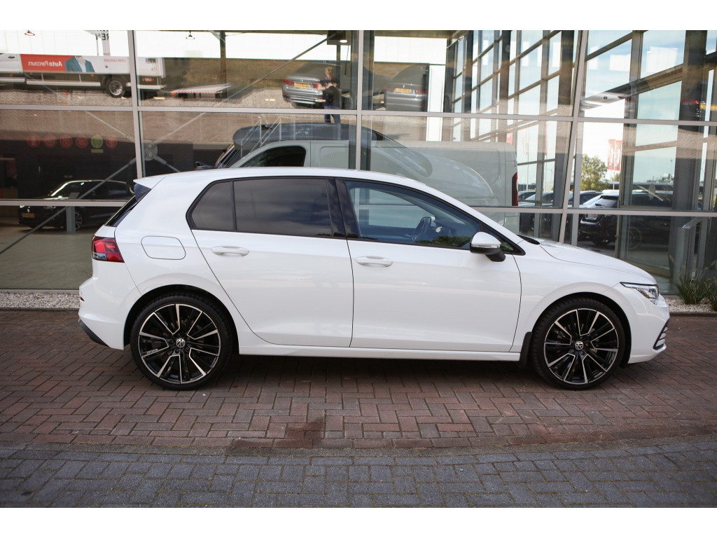 Volkswagen Golf 1.0 TSI Life Bns | Sfeerverlichting | Stoel/Stuurverwarming | Ad 20