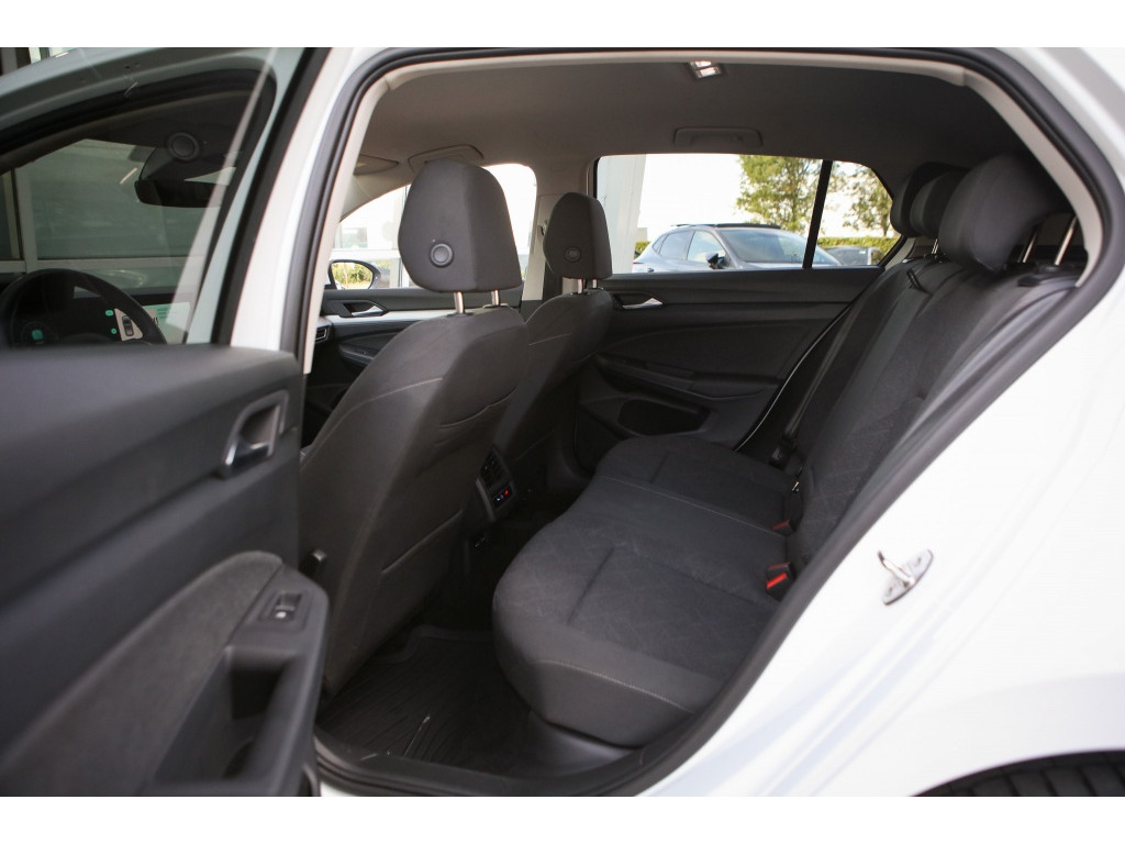 Volkswagen Golf 1.0 TSI Life Bns | Sfeerverlichting | Stoel/Stuurverwarming | Ad 5