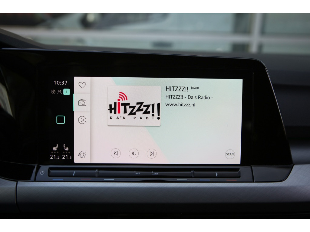 Volkswagen Golf 1.0 TSI Life Bns | Sfeerverlichting | Stoel/Stuurverwarming | Ad 9