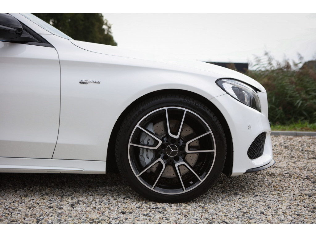 Mercedes-Benz C-Klasse Estate AMG 43 4MATIC | Nieuwstaat! | Burmester | Pano | Trekhaak | 24
