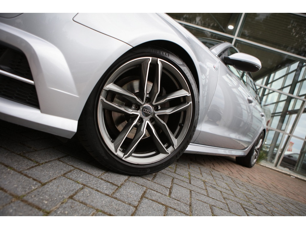 Audi A6 Avant 2.0 TDI u. Adv.Sport 18