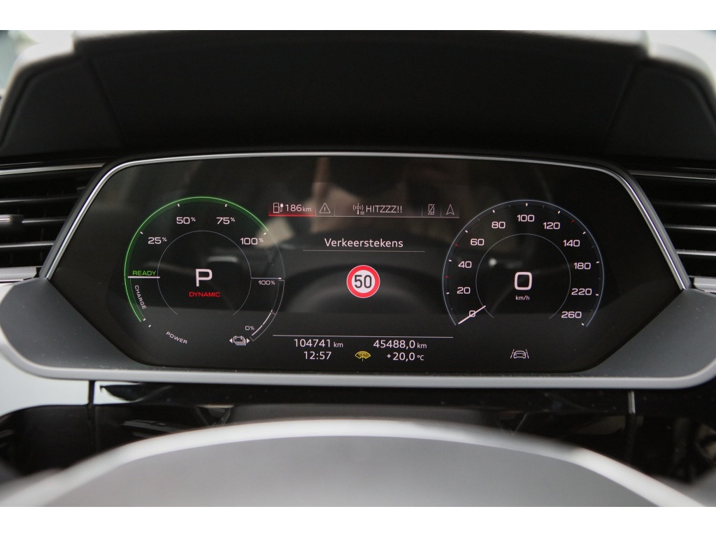 Audi e-tron e-tron 55 | Pano | B&O | Schaalstoelen | 20