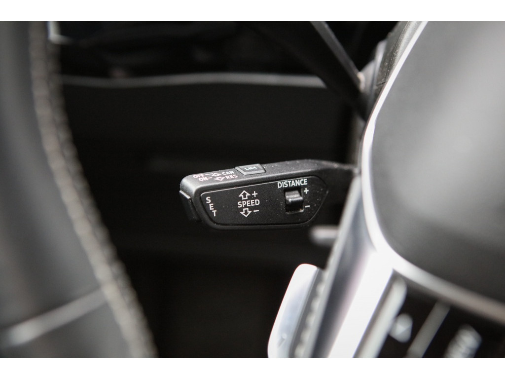 Audi e-tron e-tron 55 | Pano | B&O | Schaalstoelen | 21