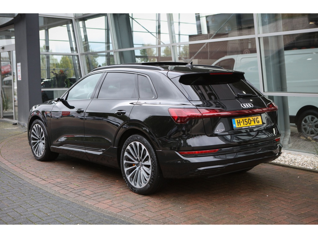 Audi e-tron e-tron 55 | Pano | B&O | Schaalstoelen | 24