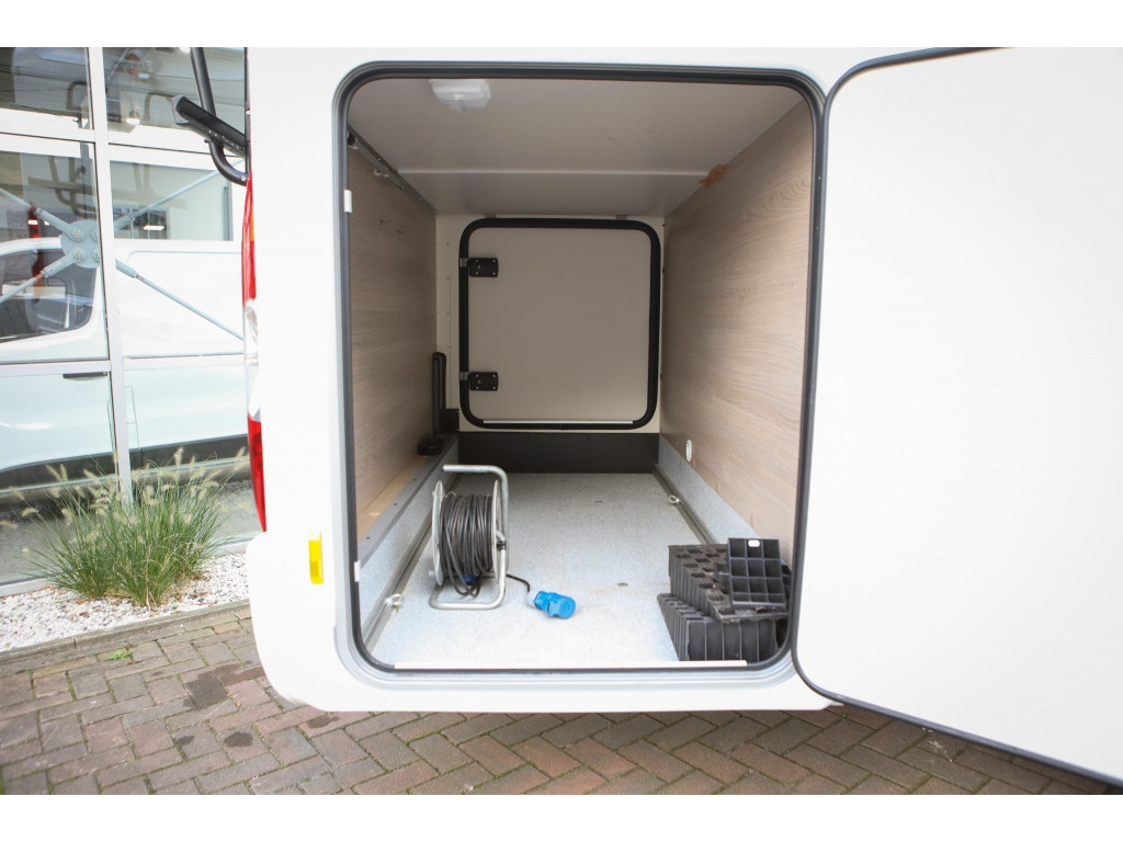 Bürstner  gmbh BT6914 Lineo T 690 | Automaat | Dakairco | Luifel | Camera | 3