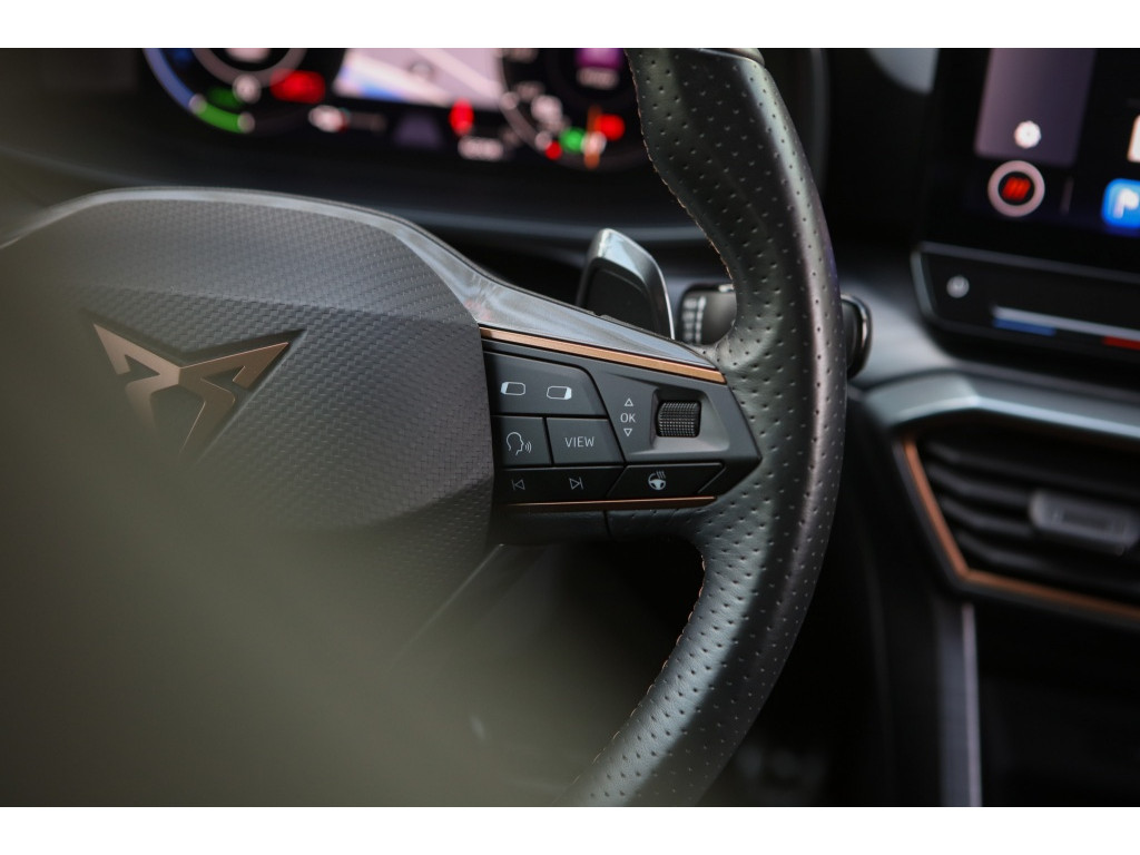 CUPRA Leon Leon 1.4 e-HYBRID VZ OPF (EURO 6d) 7
