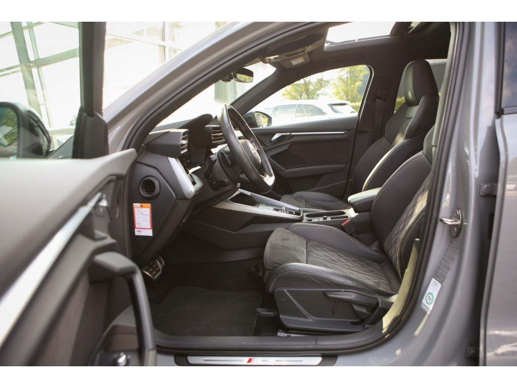 Audi A3 Sportback 2.0 TFSI S3 | Pano | Milltek | 4