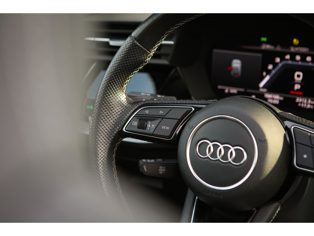 Audi A3 Sportback 2.0 TFSI S3 | Pano | Milltek | 8