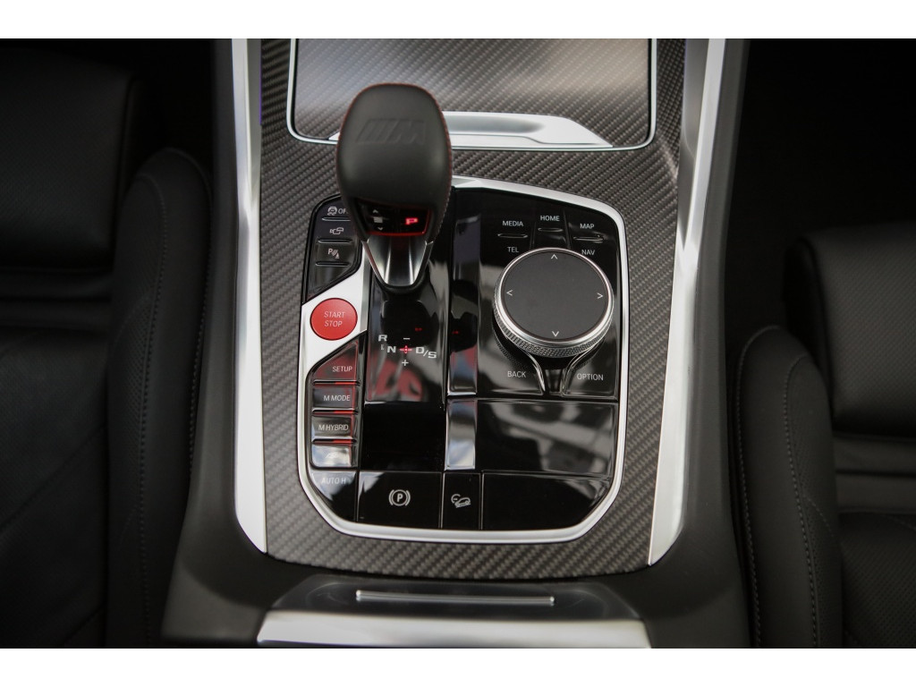 BMW XM PHEV 50e 30 kWh | Massage | Memory | 10