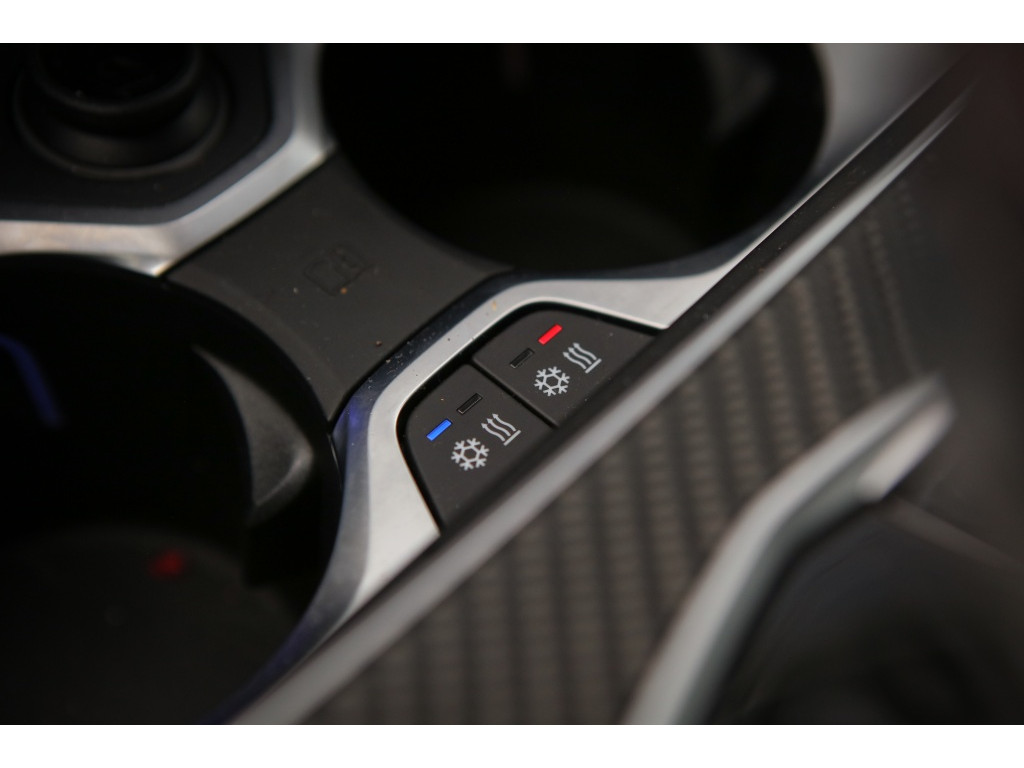 BMW XM PHEV 50e 30 kWh | Massage | Memory | 24