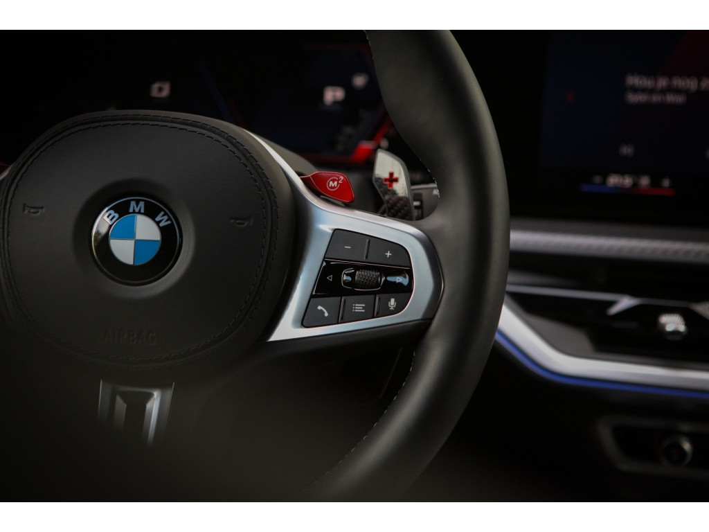 BMW XM PHEV 50e 30 kWh | Massage | Memory | 9